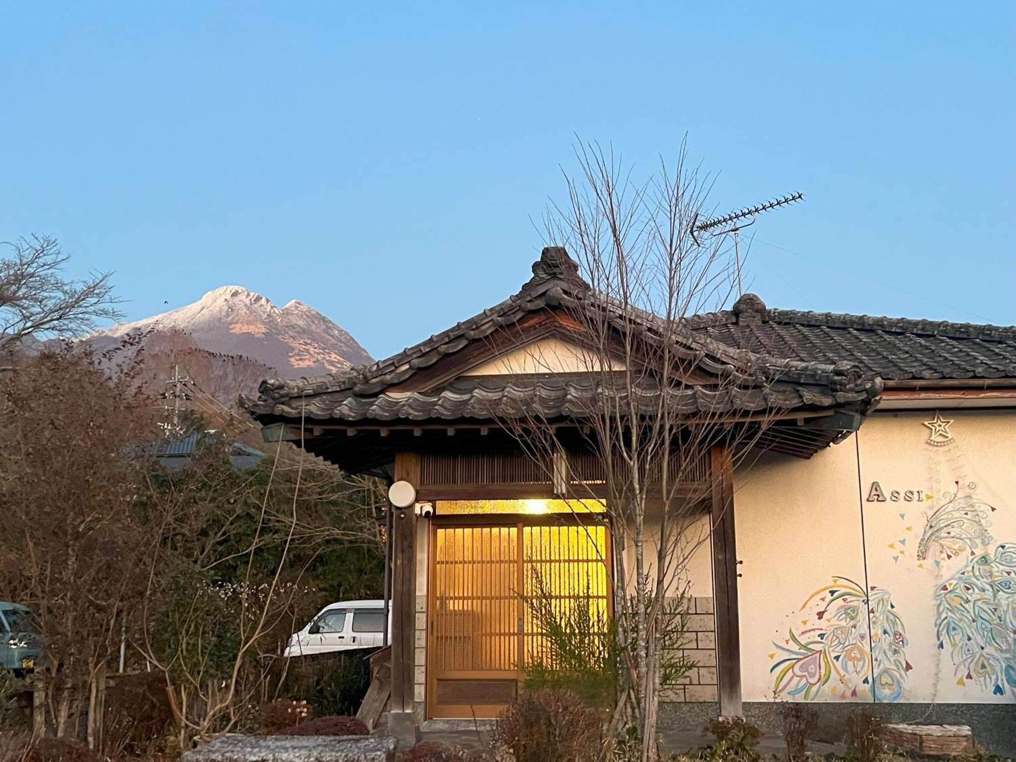 Hotel Assi House Yufu Exterior foto